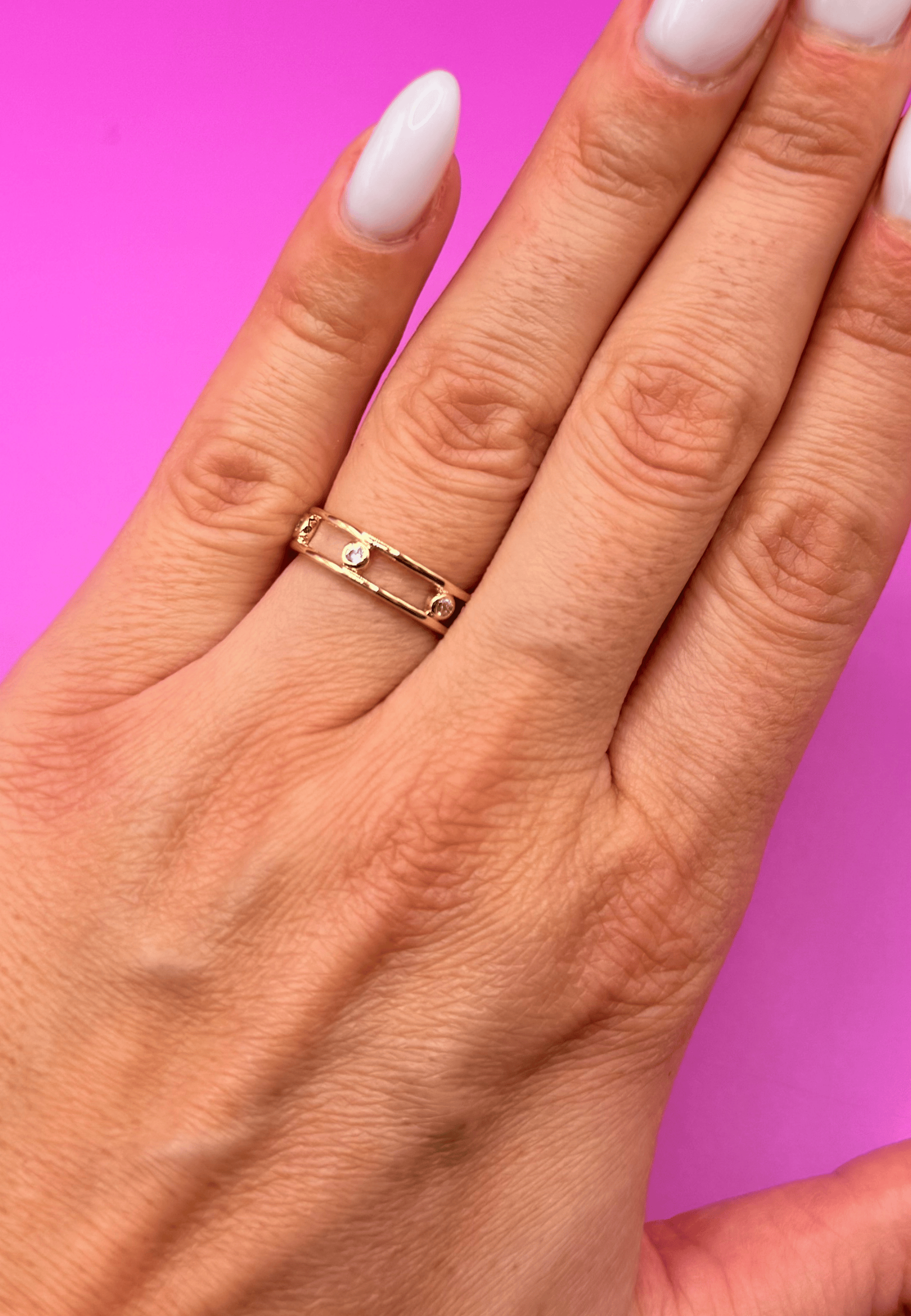 Ninon ring in 3 micron 18-carat gold-plated brass